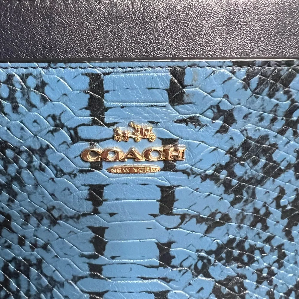 EUC Coach Two Tone Blue Python Embossed Leather Crossbody - Picture 2 of 7